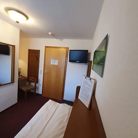 Haus Diefenbach Πανσιόν 3*